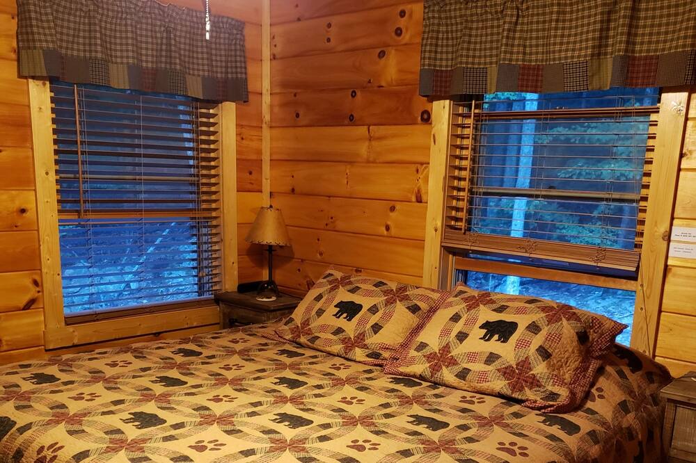 Photo of Bedroom in Beech Mountain