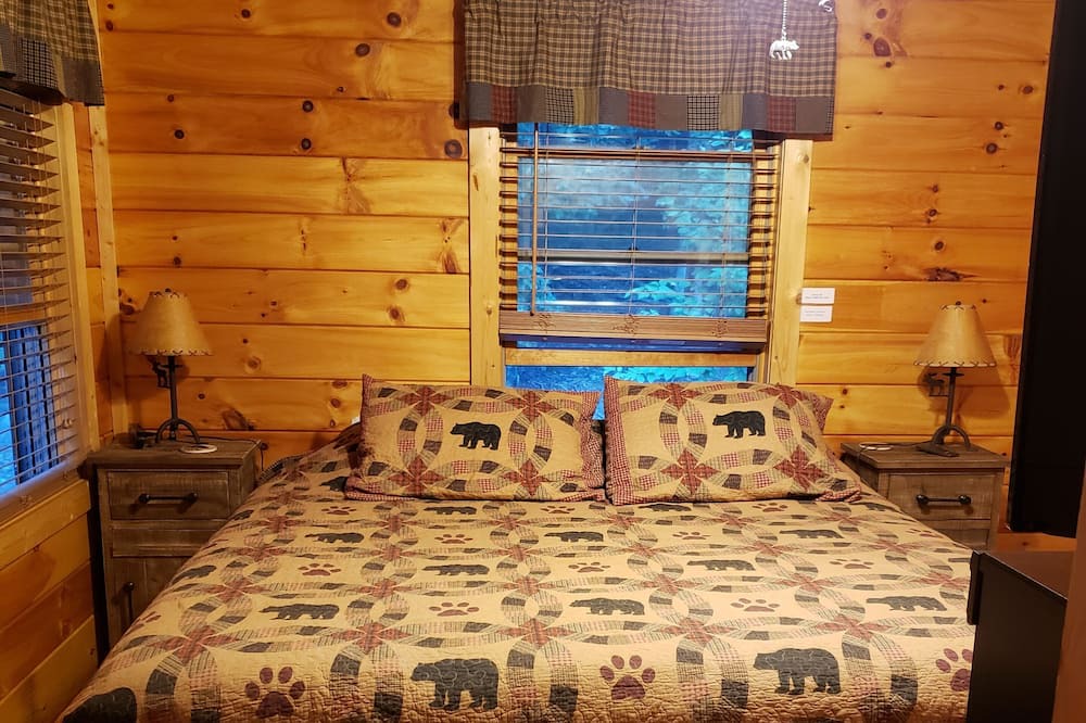 Photo of Bedroom in Beech Mountain