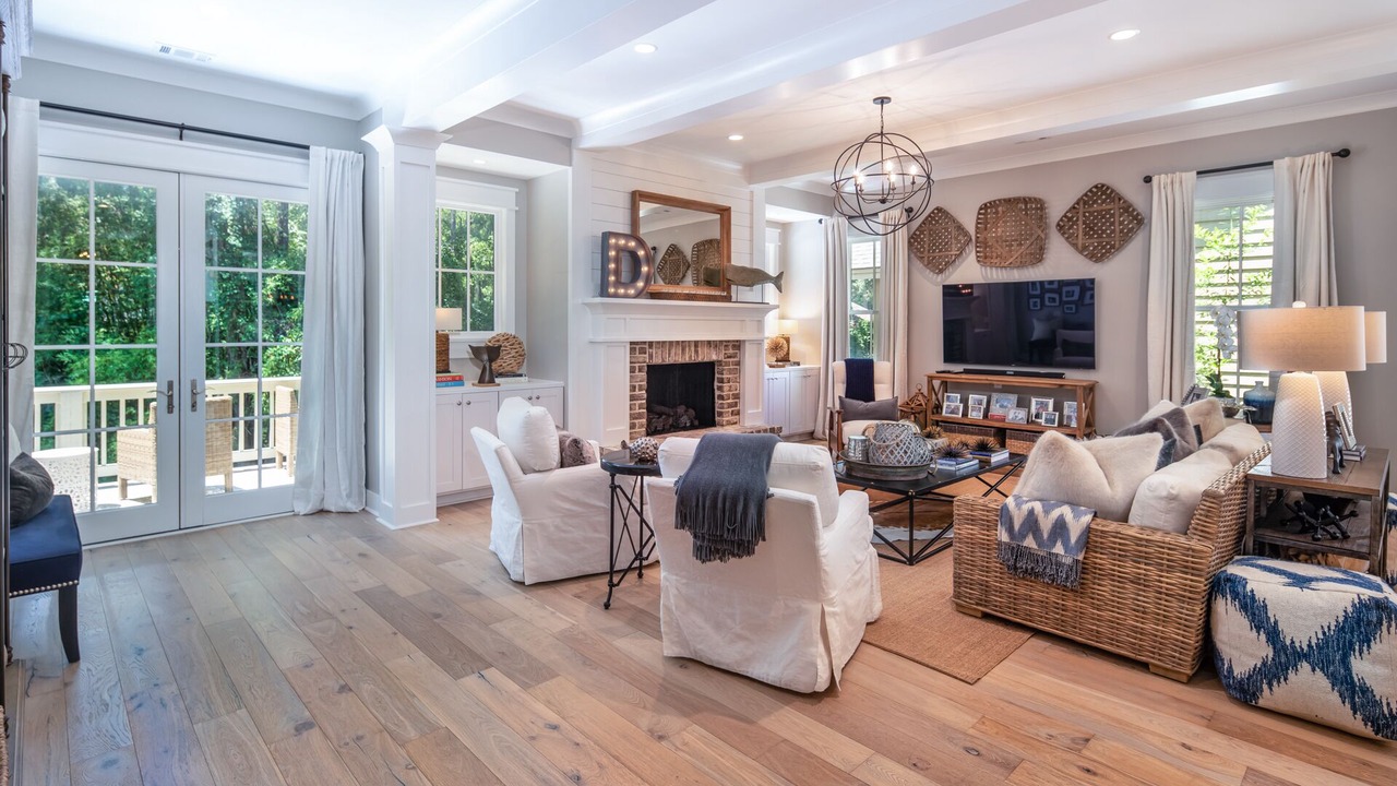 Photo of Livingroom in Lawton Woods