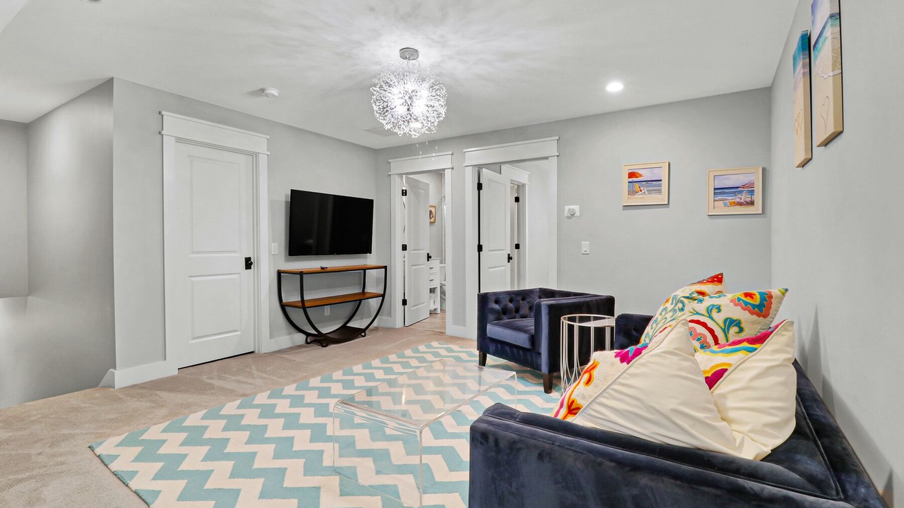 Photo of Livingroom in Lawton Woods