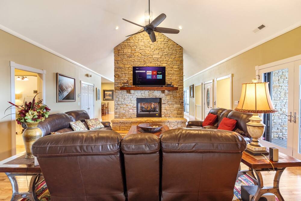 Photo of Livingroom in Wolf Laurel