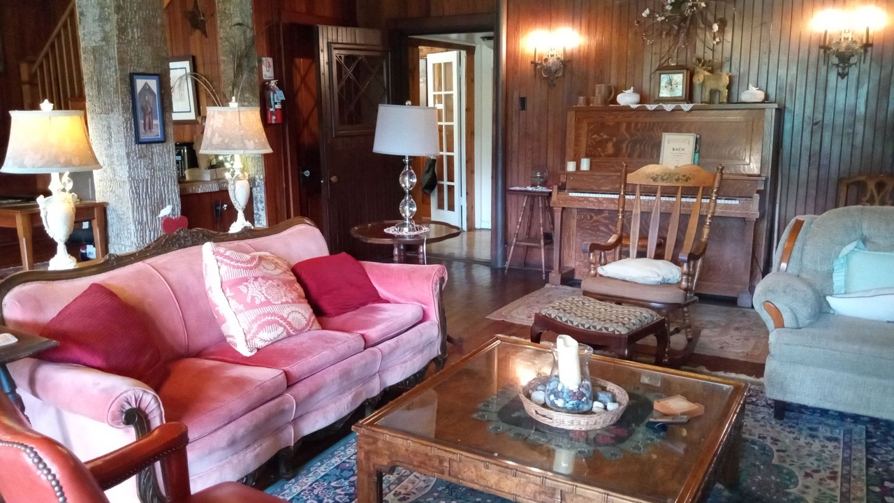 Photo of Livingroom in Hot Springs