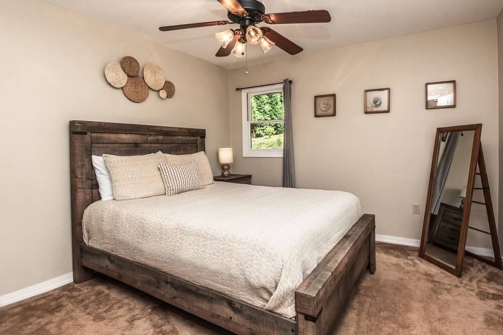 Photo of Bedroom in Gerton