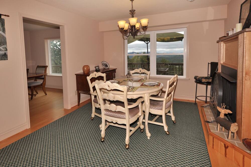 Photo of Bedroom in Murphy