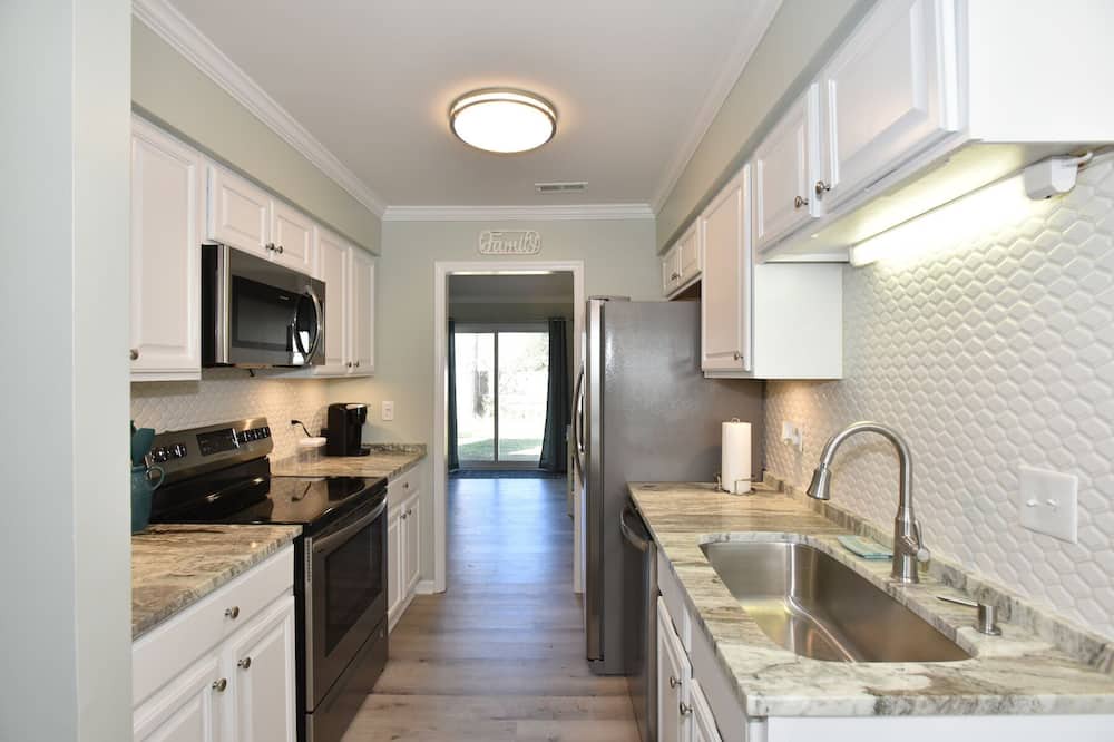 Photo of Kitchen in Piney Green