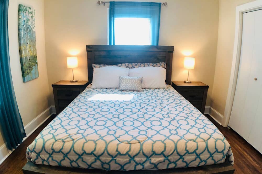 Photo of Bedroom in Cherry