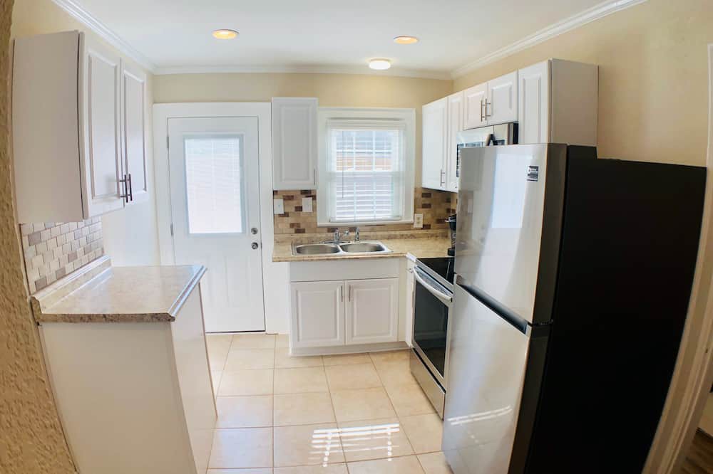 Photo of Kitchen in Cherry