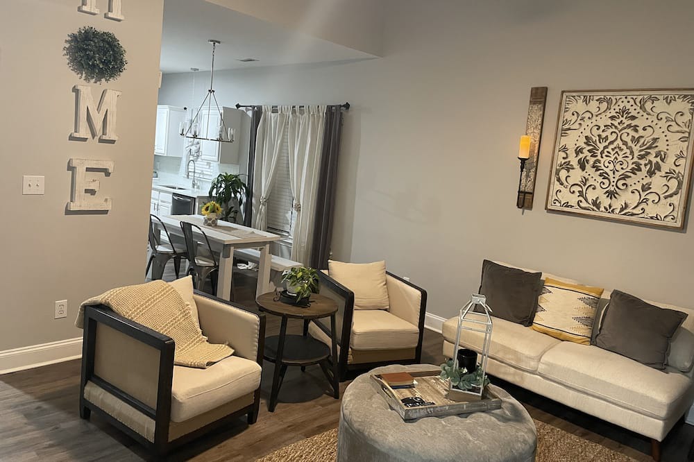 Photo of Livingroom in Hidden Valley