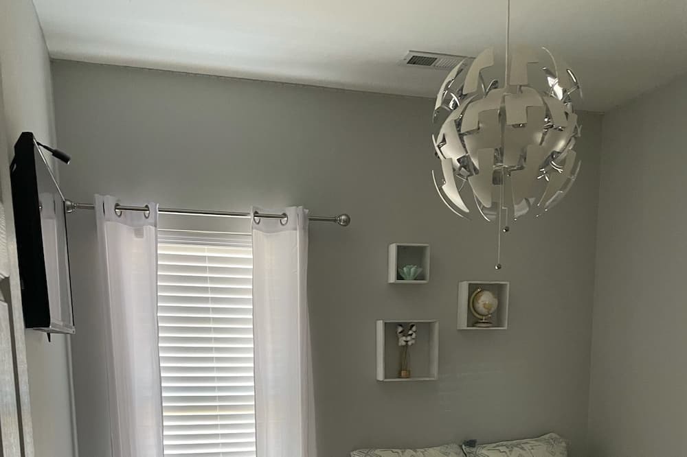 Photo of Bedroom in Hidden Valley