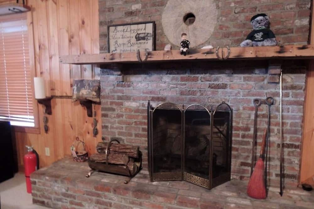 Photo of Livingroom in Hendersonville