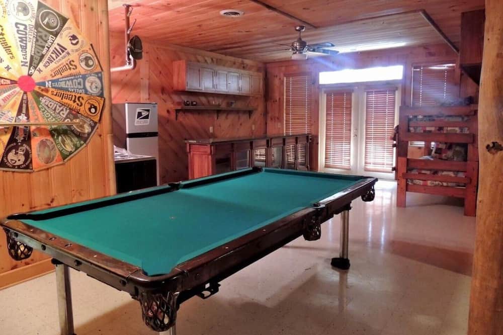Photo of Bedroom in Hendersonville