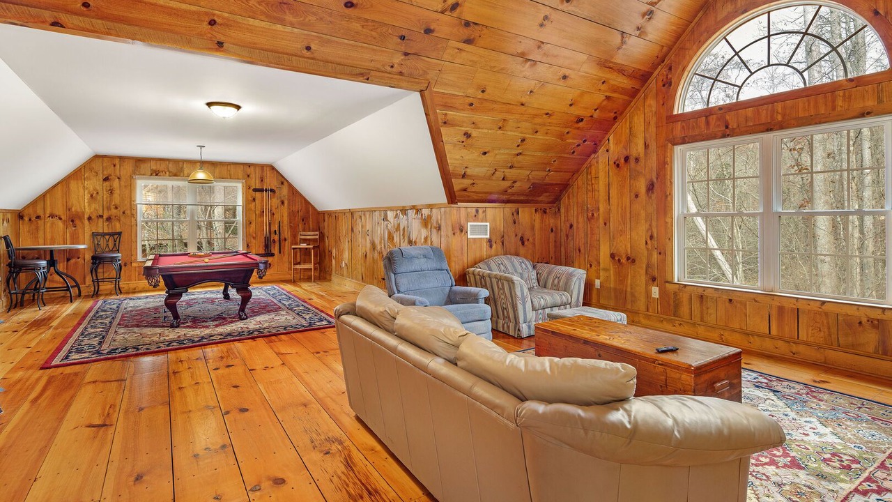 Photo of Livingroom in Lake Lure