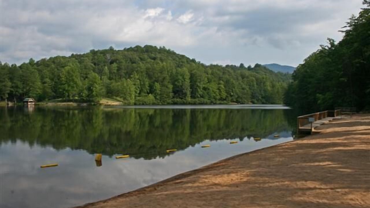 Photo of Outdoor in Lake Lure