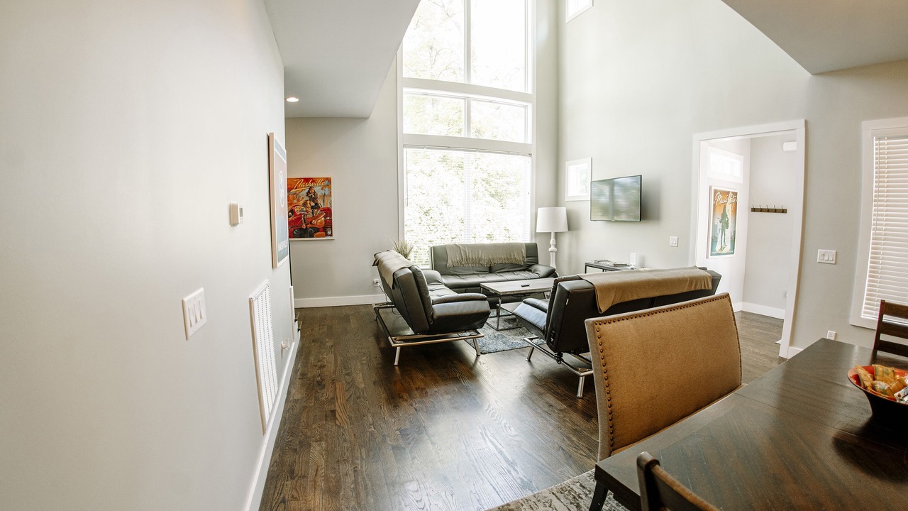 Photo of Livingroom in Berry Hill
