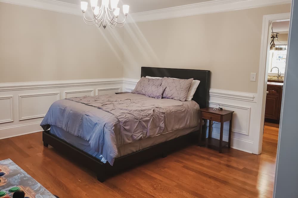 Photo of Bedroom in Providence Plantation