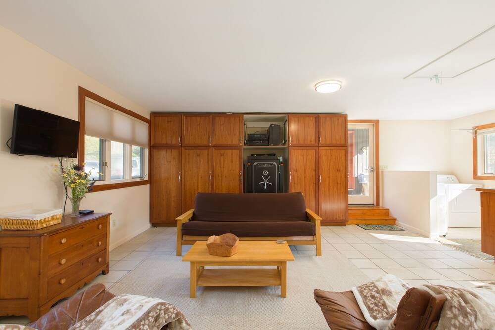 Photo of Bedroom in Penrose