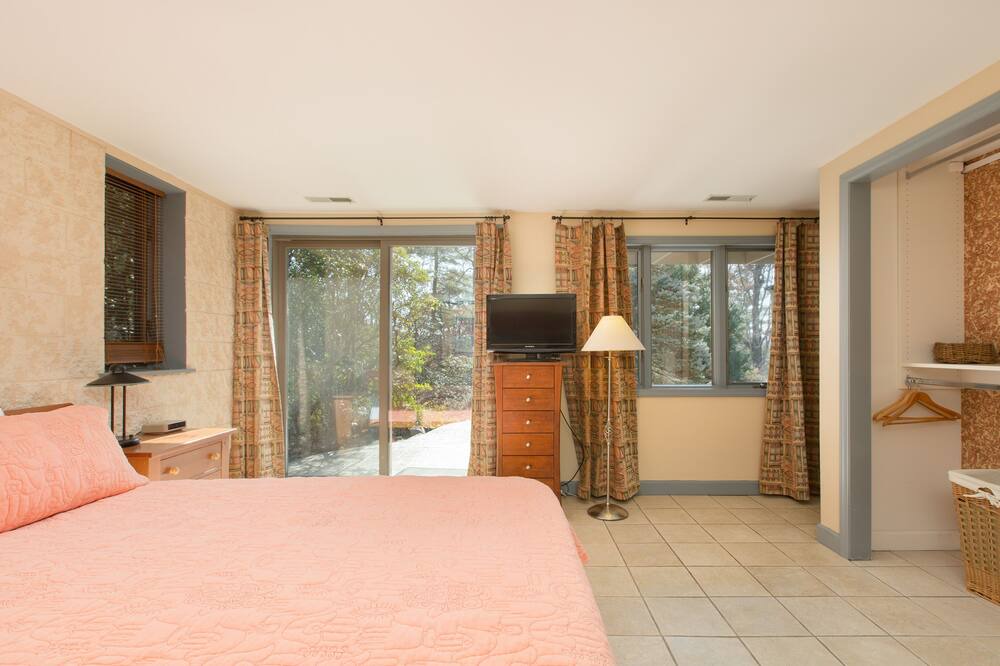 Photo of Bathroom in Penrose