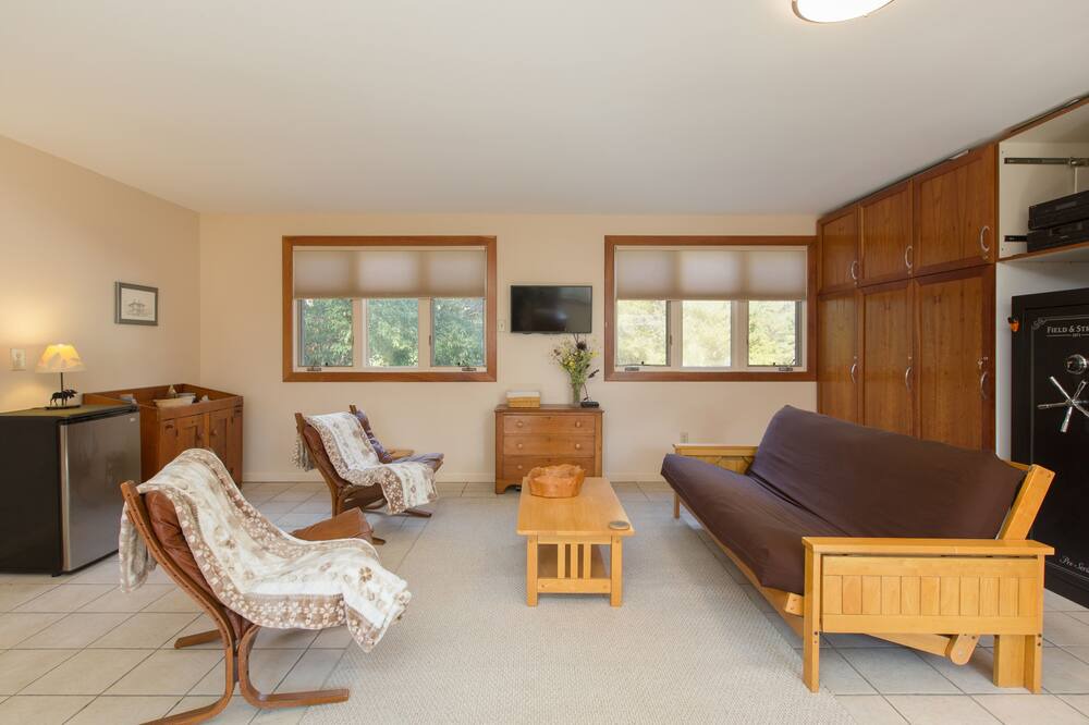 Photo of Bedroom in Penrose