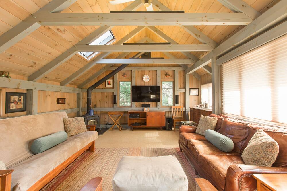 Photo of Bedroom in Penrose