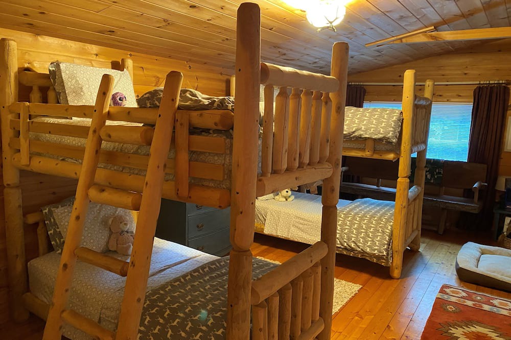 Photo of Bedroom in Maggie Valley