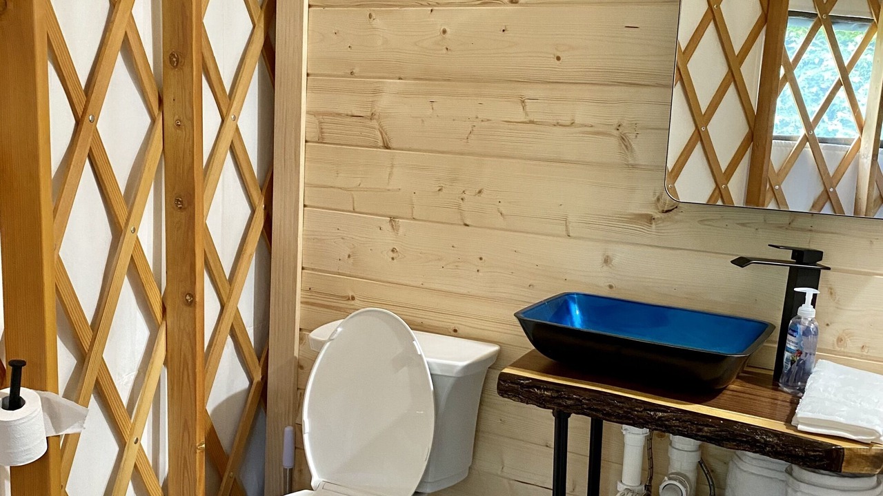 Photo of Bathroom in Maggie Valley
