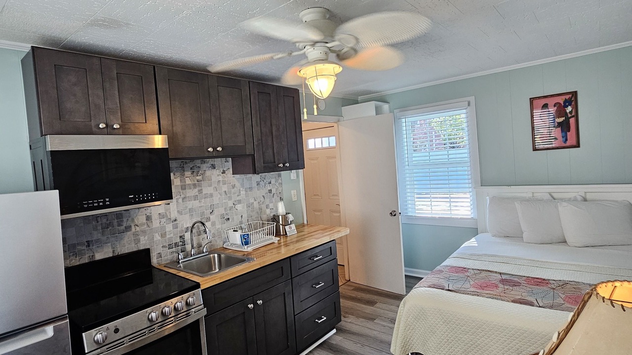 Photo of Bedroom in Manteo