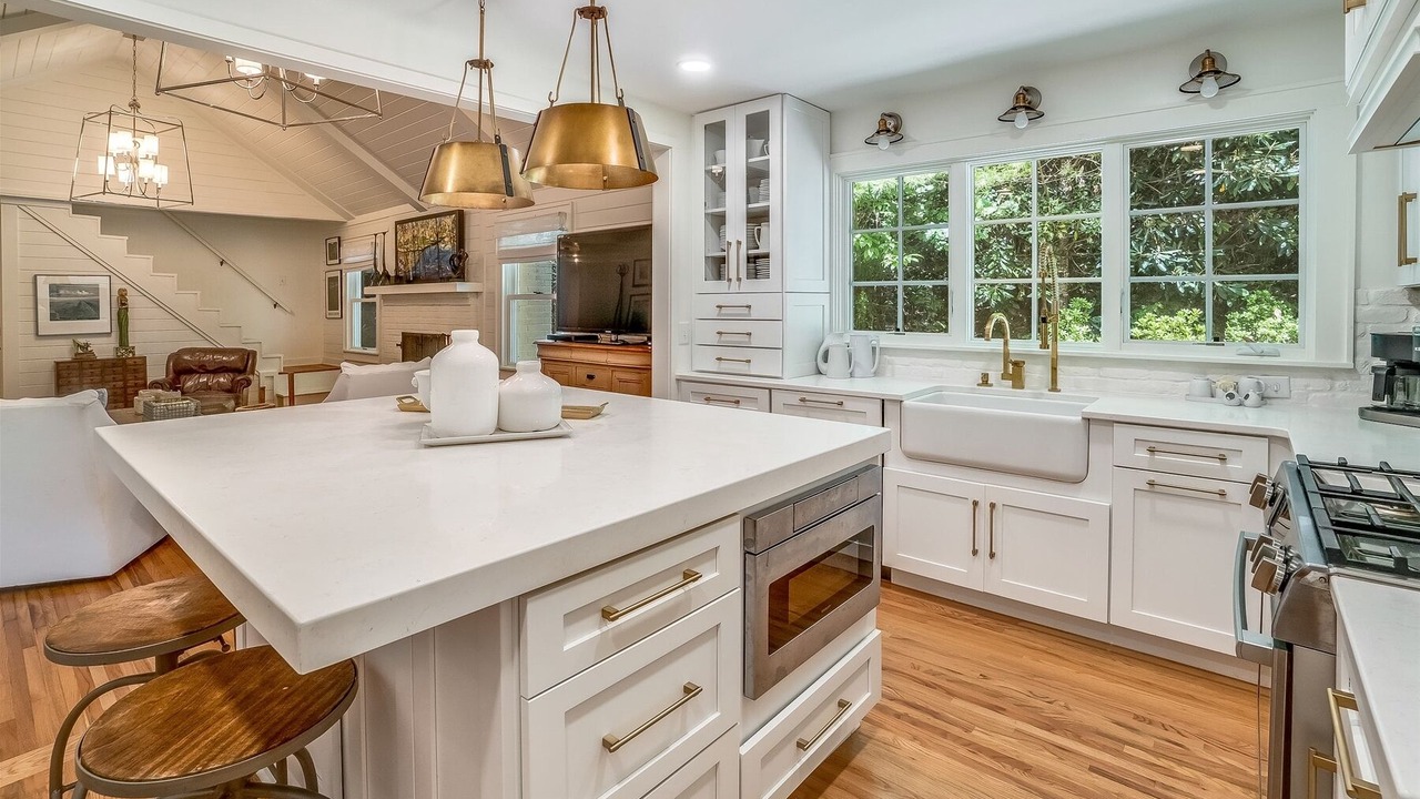 Photo of Kitchen in Lake Sequoyah