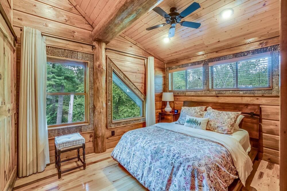 Photo of Bedroom in Highlands