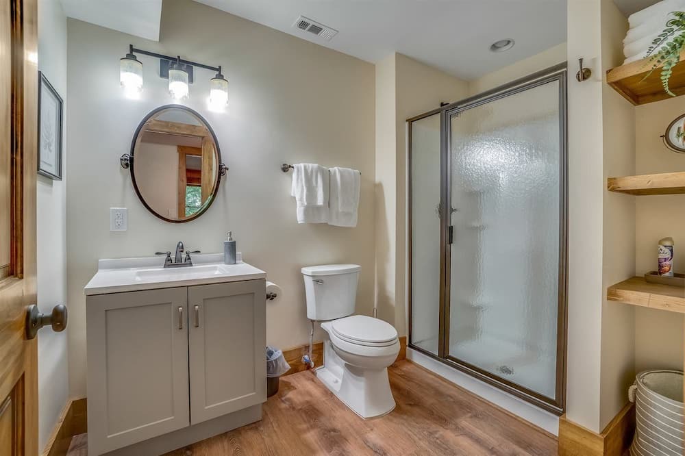 Photo of Bathroom in Highlands