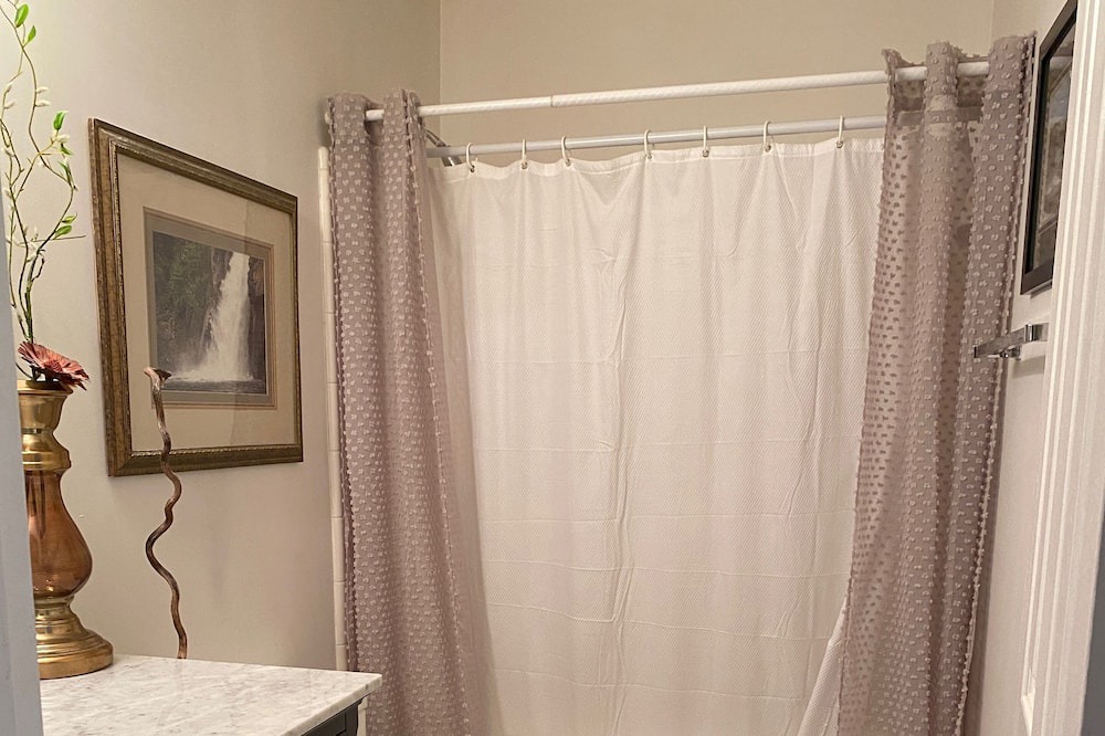 Photo of Bathroom in Dixie - Berryhill
