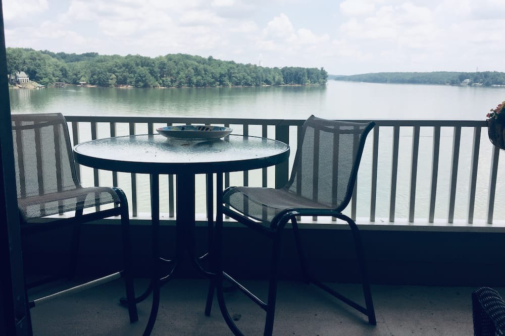 Photo of Patio Balcony in Dixie - Berryhill