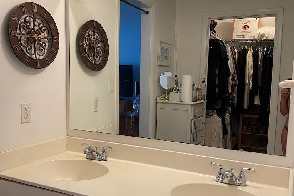 Photo of Bathroom in Dixie - Berryhill