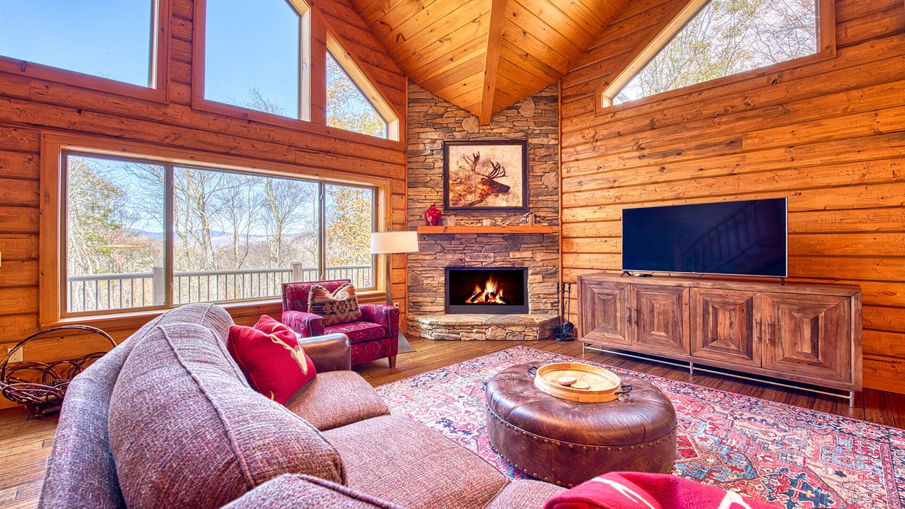 Photo of Livingroom in Maggie Valley