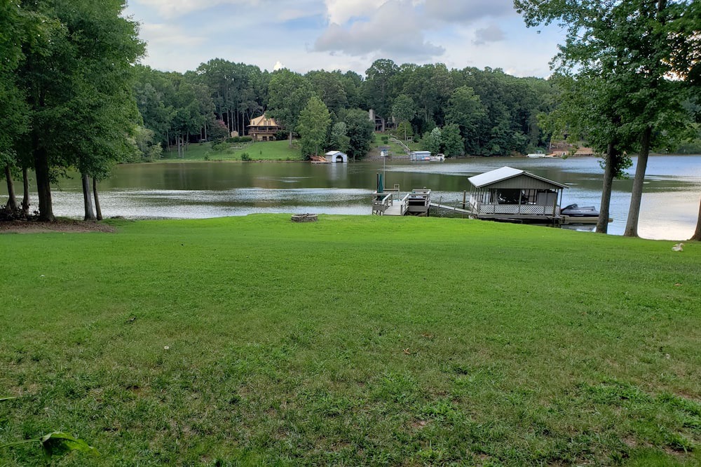 Photo of Outdoor in Dixie - Berryhill