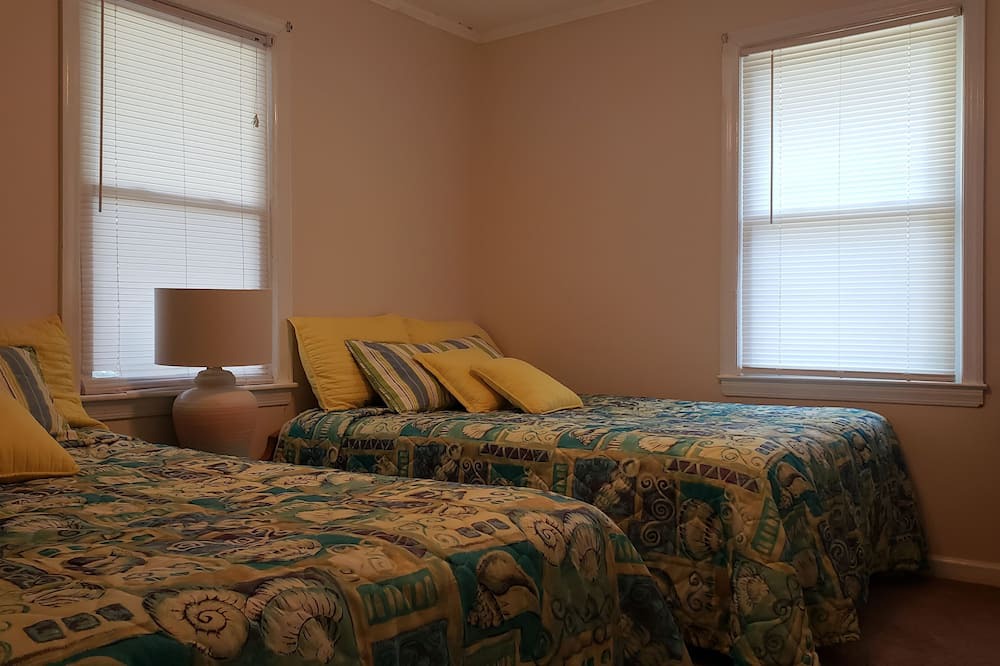 Photo of Bedroom in Shallotte