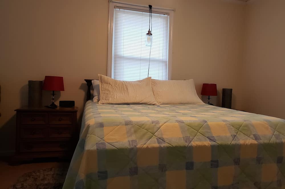 Photo of Bedroom in Shallotte