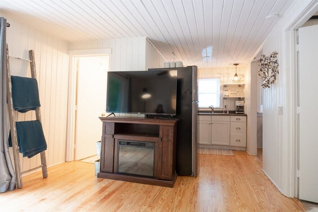 Photo of Kitchen in Bat Cave