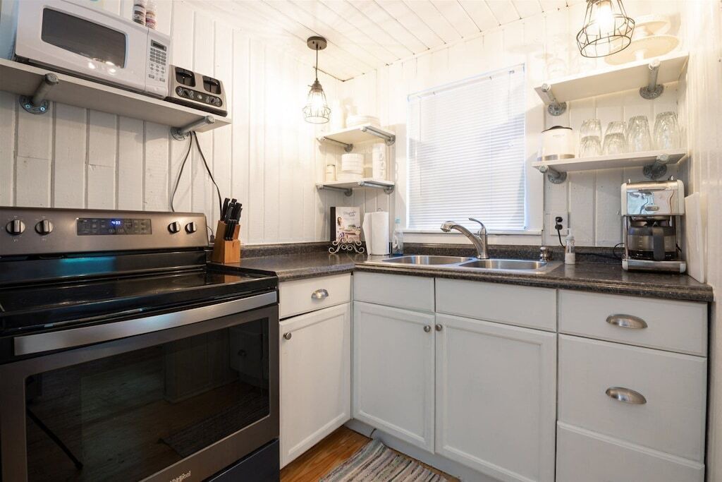 Photo of Kitchen in Bat Cave