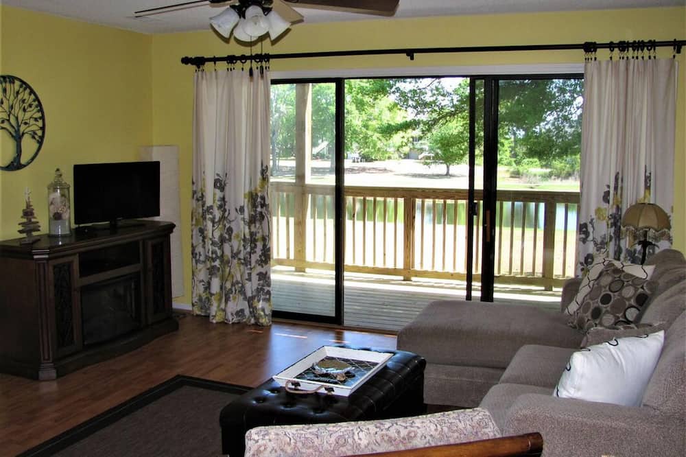 Photo of Livingroom in Sea Trail