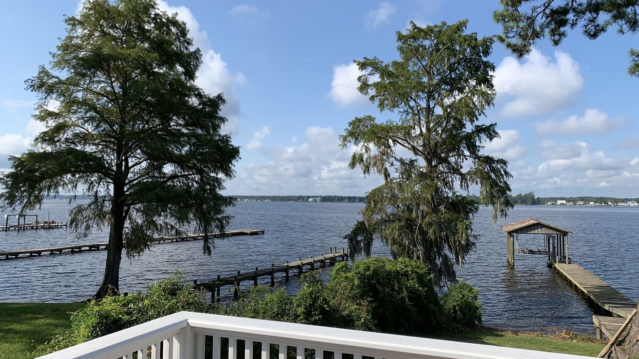 Photo of Outdoor in River Road