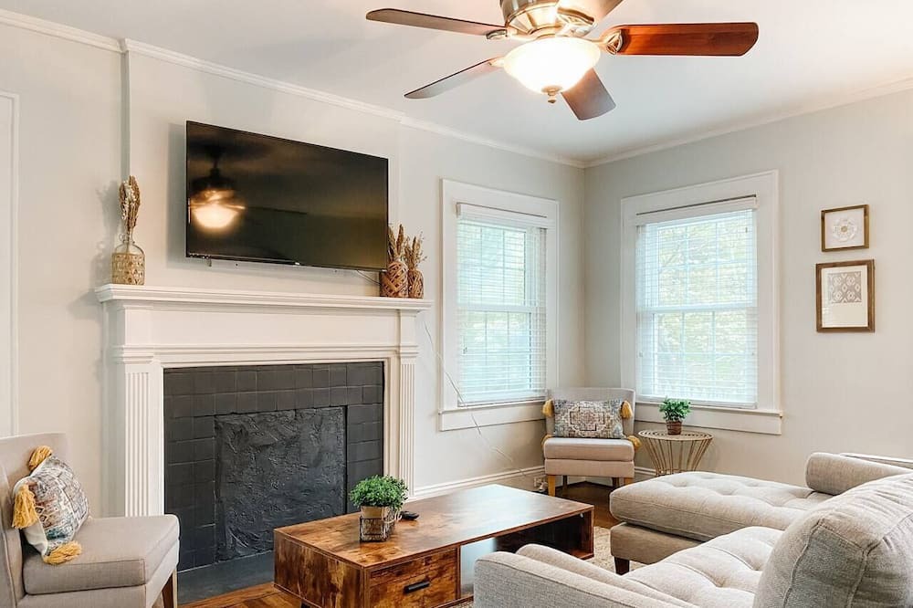 Photo of Bedroom in Gastonia