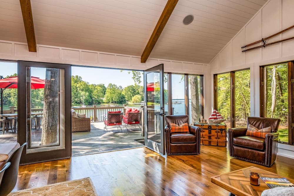 Photo of Livingroom in Mayhew