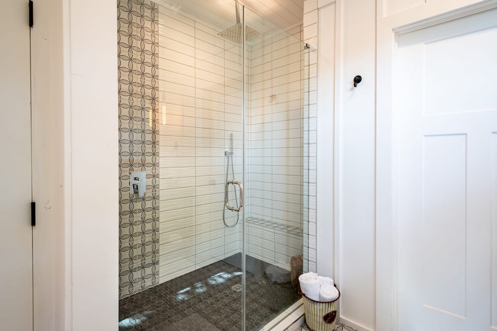 Photo of Bathroom in Mayhew
