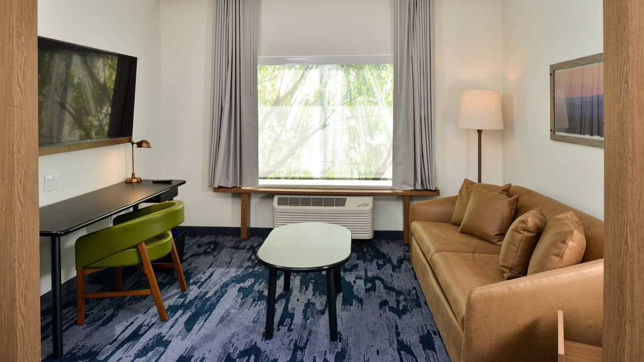 Photo of Livingroom in University Place