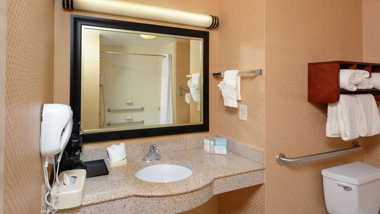 Photo of Bathroom in Huntersville