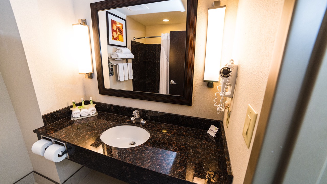 Photo of Bathroom in Rockingham