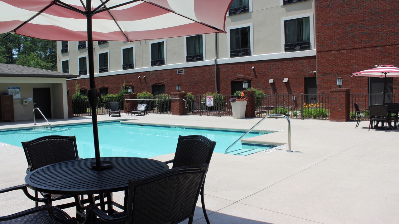 Photo of Outdoor in Rockingham