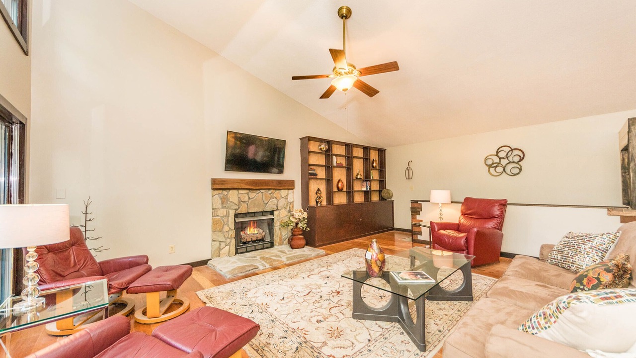 Photo of Livingroom in Lake Junaluska