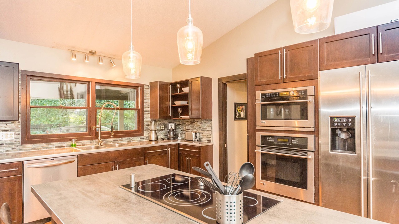 Photo of Kitchen in Lake Junaluska