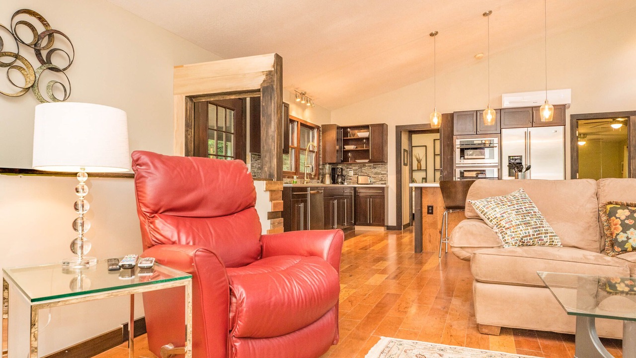 Photo of Livingroom in Lake Junaluska